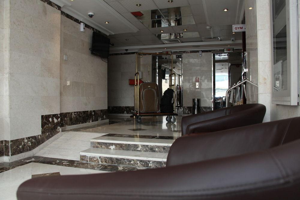 Flamingo Hotel Apartments Абу Даби Екстериор снимка